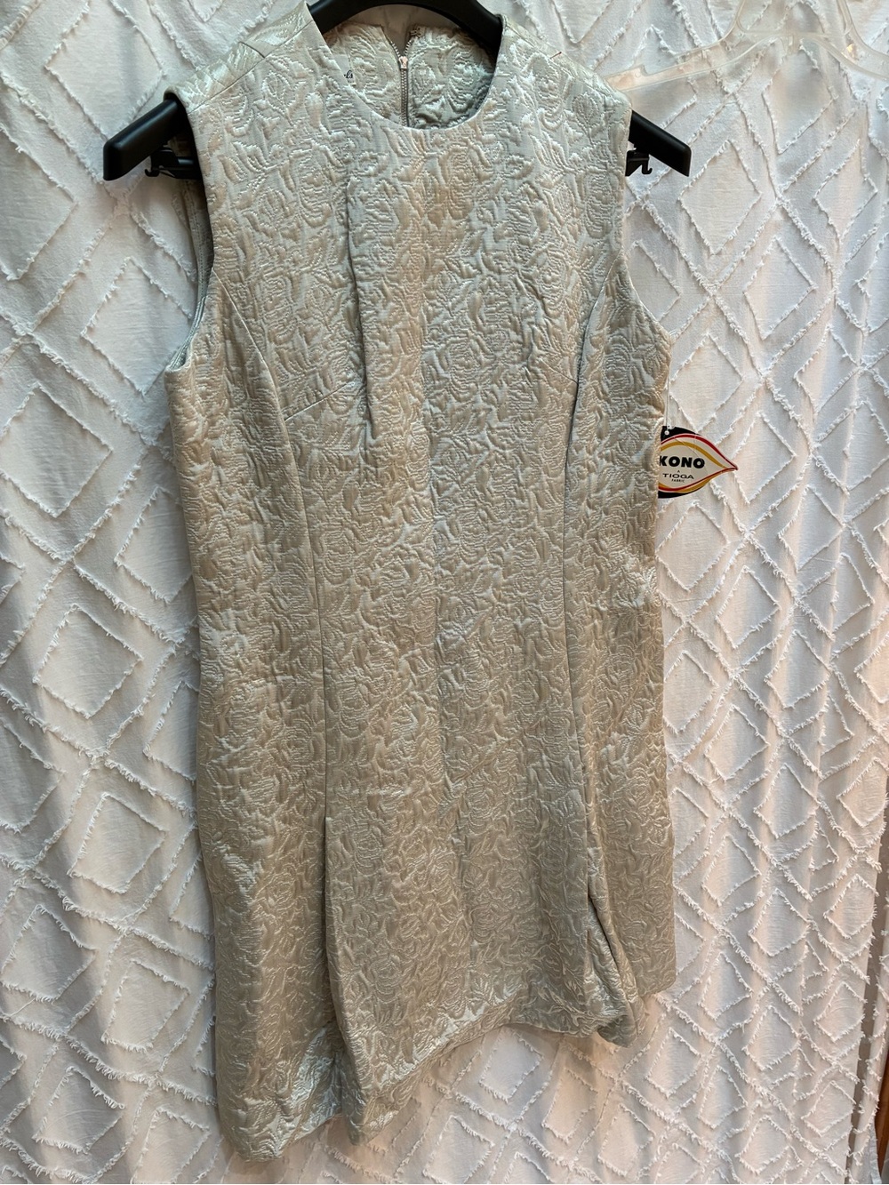 Vintage Sherbert Originals Champagne Brocade Sleeveless Shift Dress NWT Large
